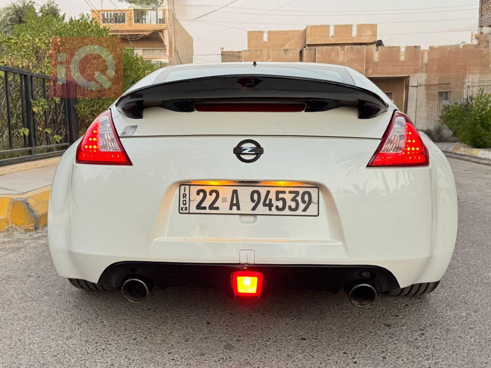 نیسان 370Z